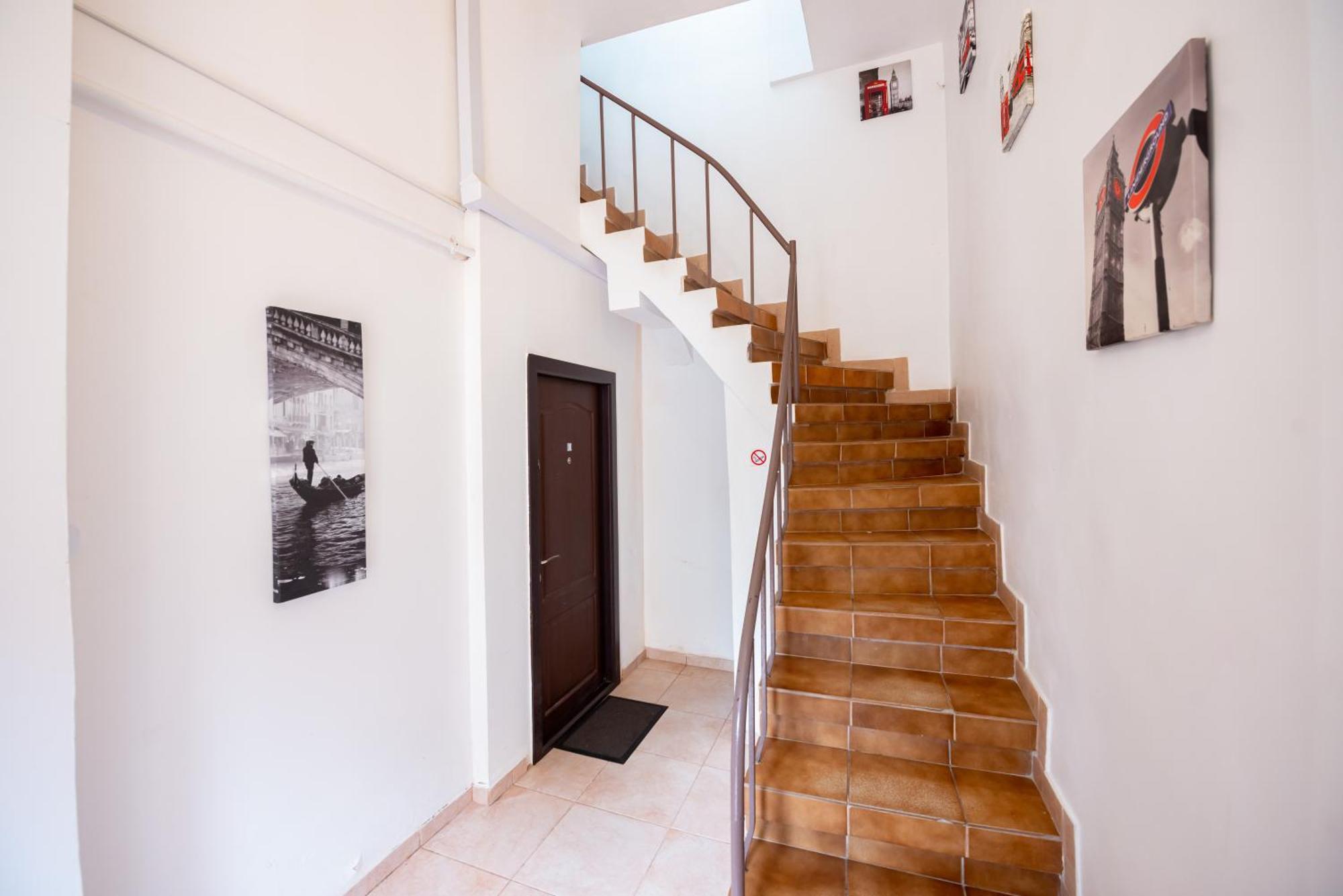 בוקרשט Ideal Accommodation Unirii Square מראה חיצוני תמונה