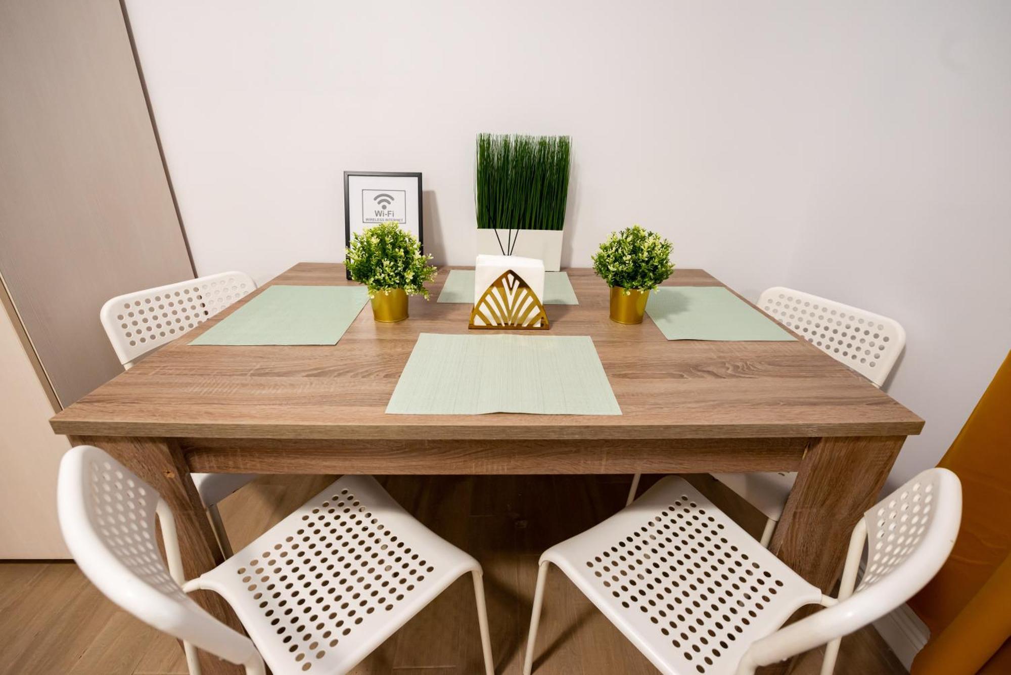 בוקרשט Ideal Accommodation Unirii Square מראה חיצוני תמונה