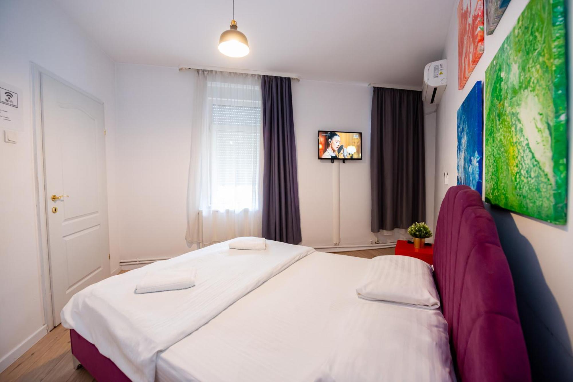 בוקרשט Ideal Accommodation Unirii Square מראה חיצוני תמונה