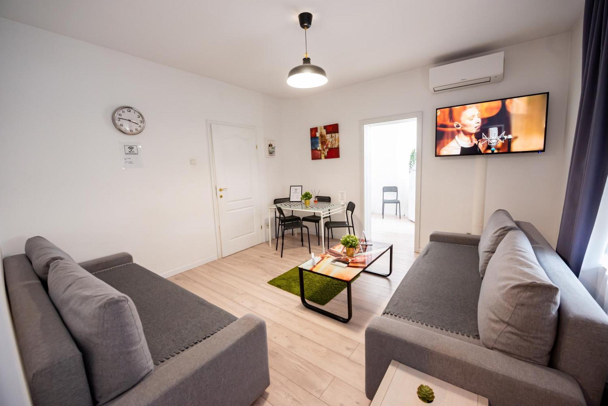בוקרשט Ideal Accommodation Unirii Square מראה חיצוני תמונה