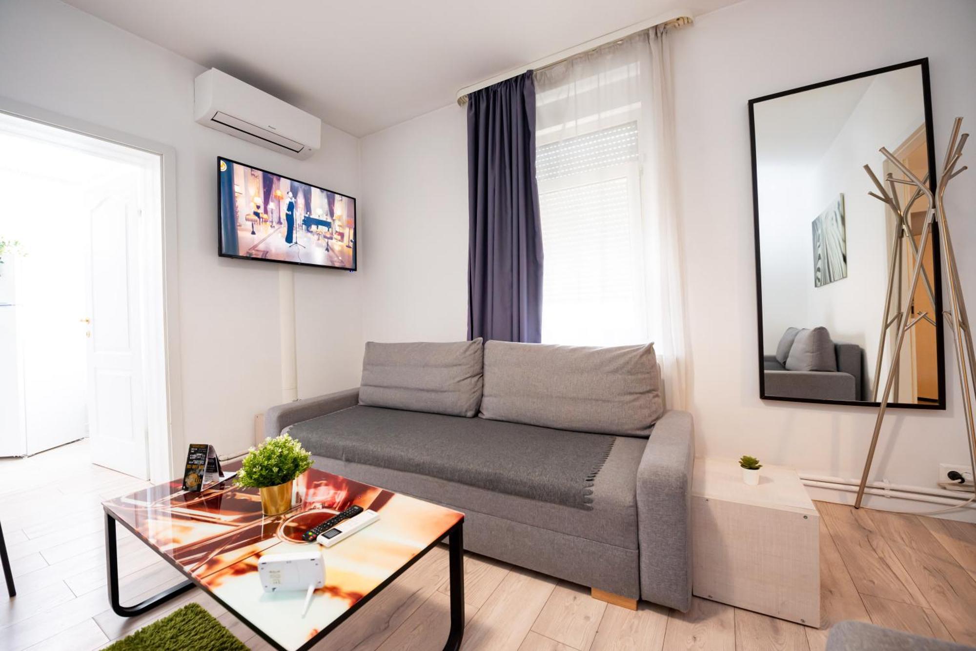 בוקרשט Ideal Accommodation Unirii Square מראה חיצוני תמונה