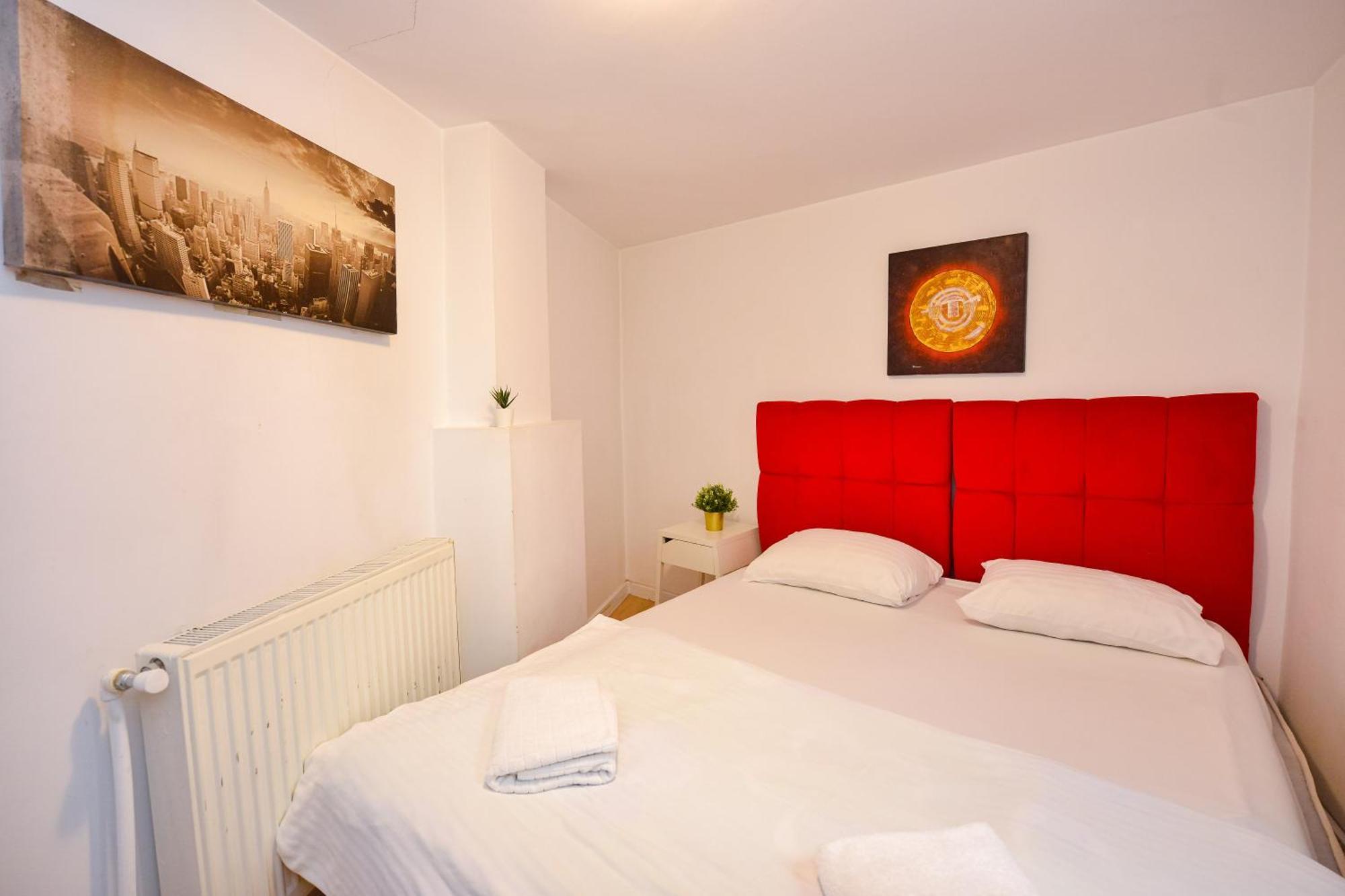 בוקרשט Ideal Accommodation Unirii Square מראה חיצוני תמונה