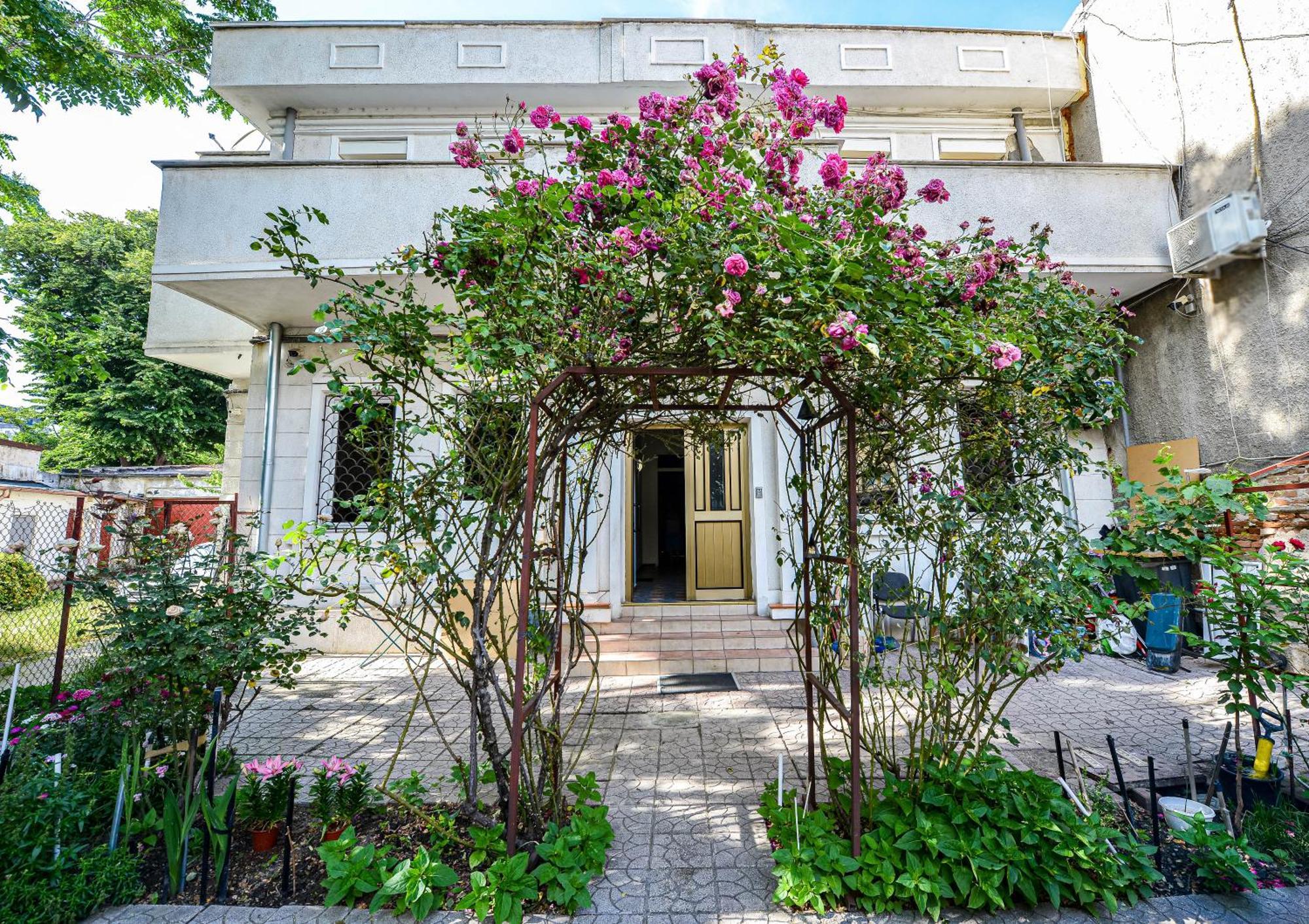 בוקרשט Ideal Accommodation Unirii Square מראה חיצוני תמונה