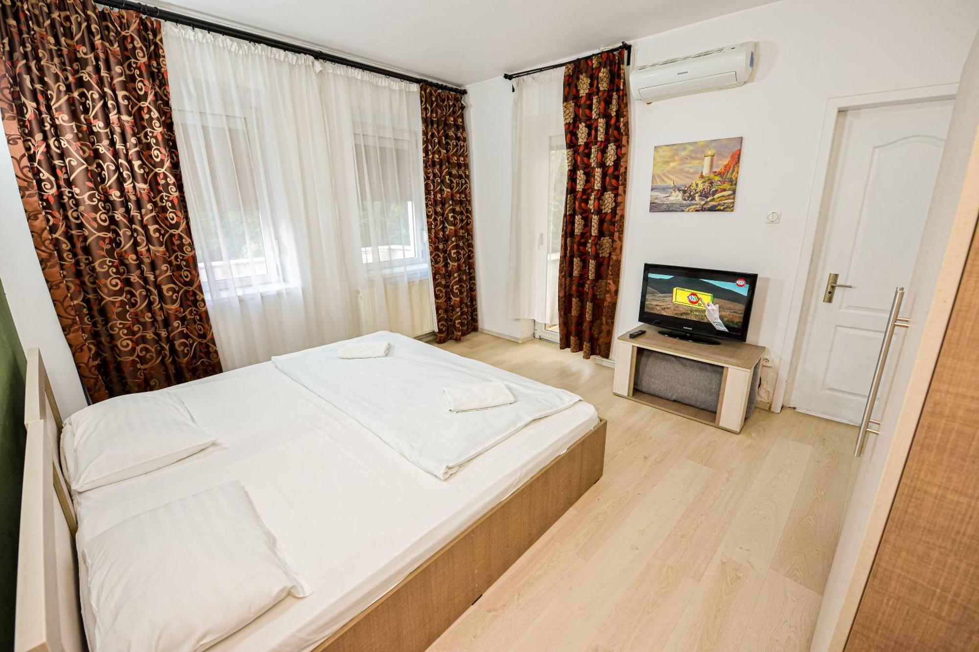 בוקרשט Ideal Accommodation Unirii Square מראה חיצוני תמונה