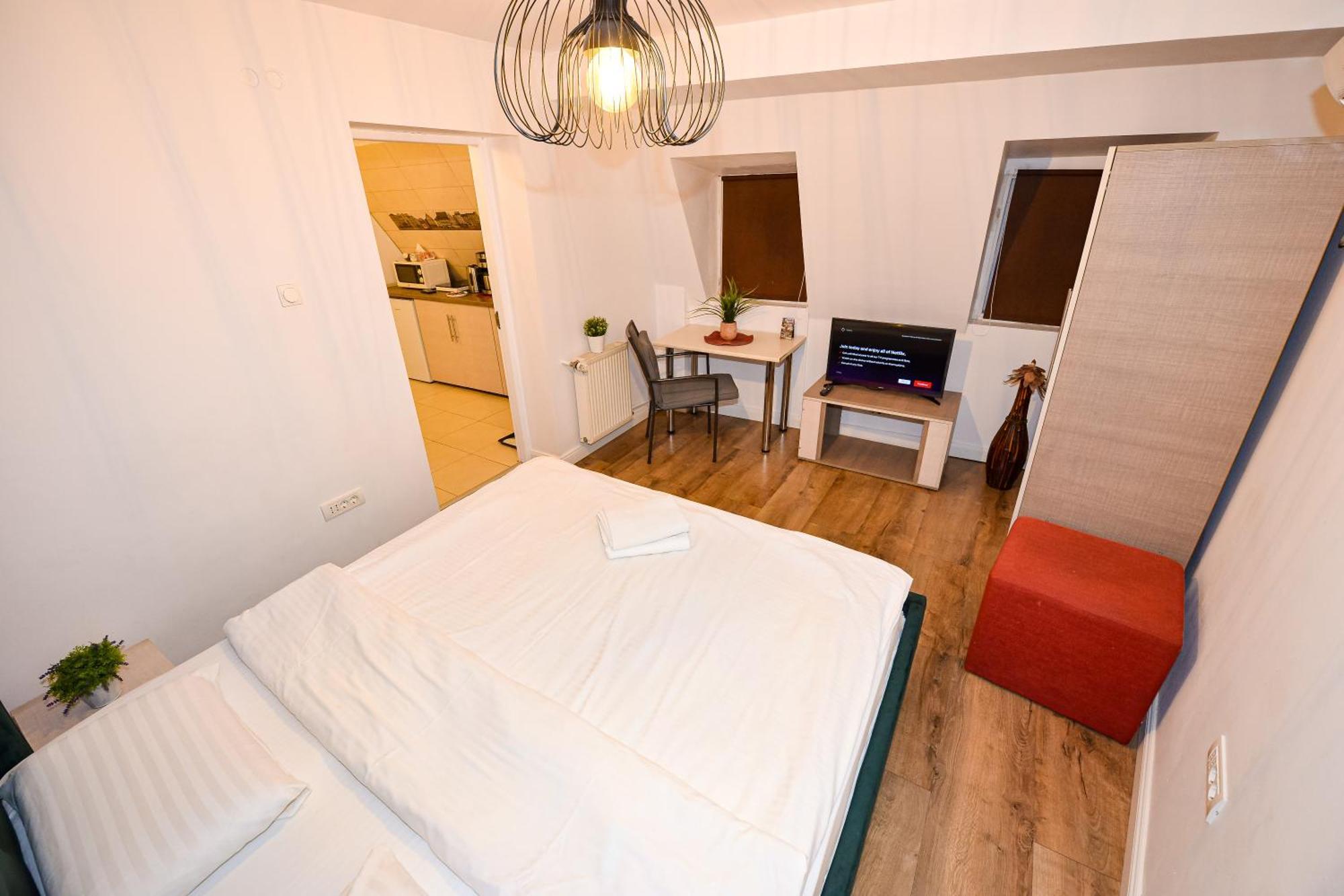 בוקרשט Ideal Accommodation Unirii Square מראה חיצוני תמונה